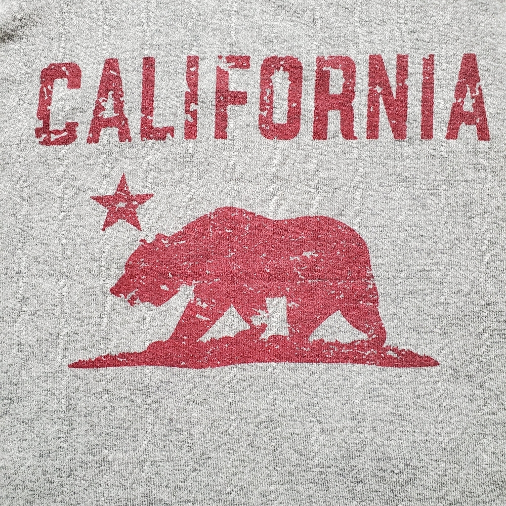 Forever 21 California Tank Top with Ripped Back - Picture 4 of 6